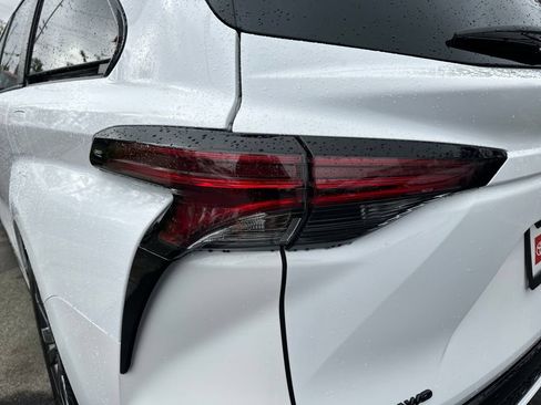 Certified 2026 Toyota Sienna XSE AWD/4WD image 10