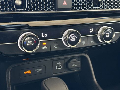 Certified 2024 Honda Civic Sport image 19