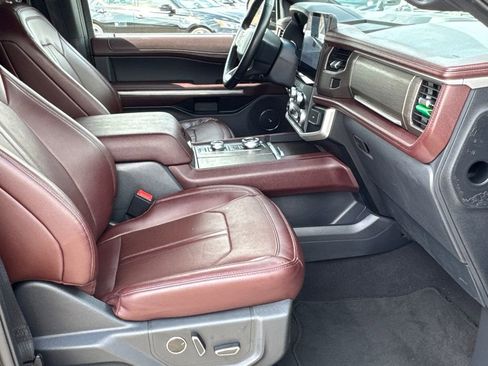 Used 2024 Ford Expedition Max Limited AWD/4WD image 13