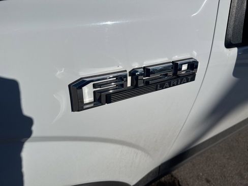 Used 2019 Ford F150 Lariat w/ Equipment Group 502A Luxury image 4