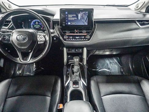 Certified 2024 Toyota Corolla Cross XLE w/ Convenience Package FWD image 14