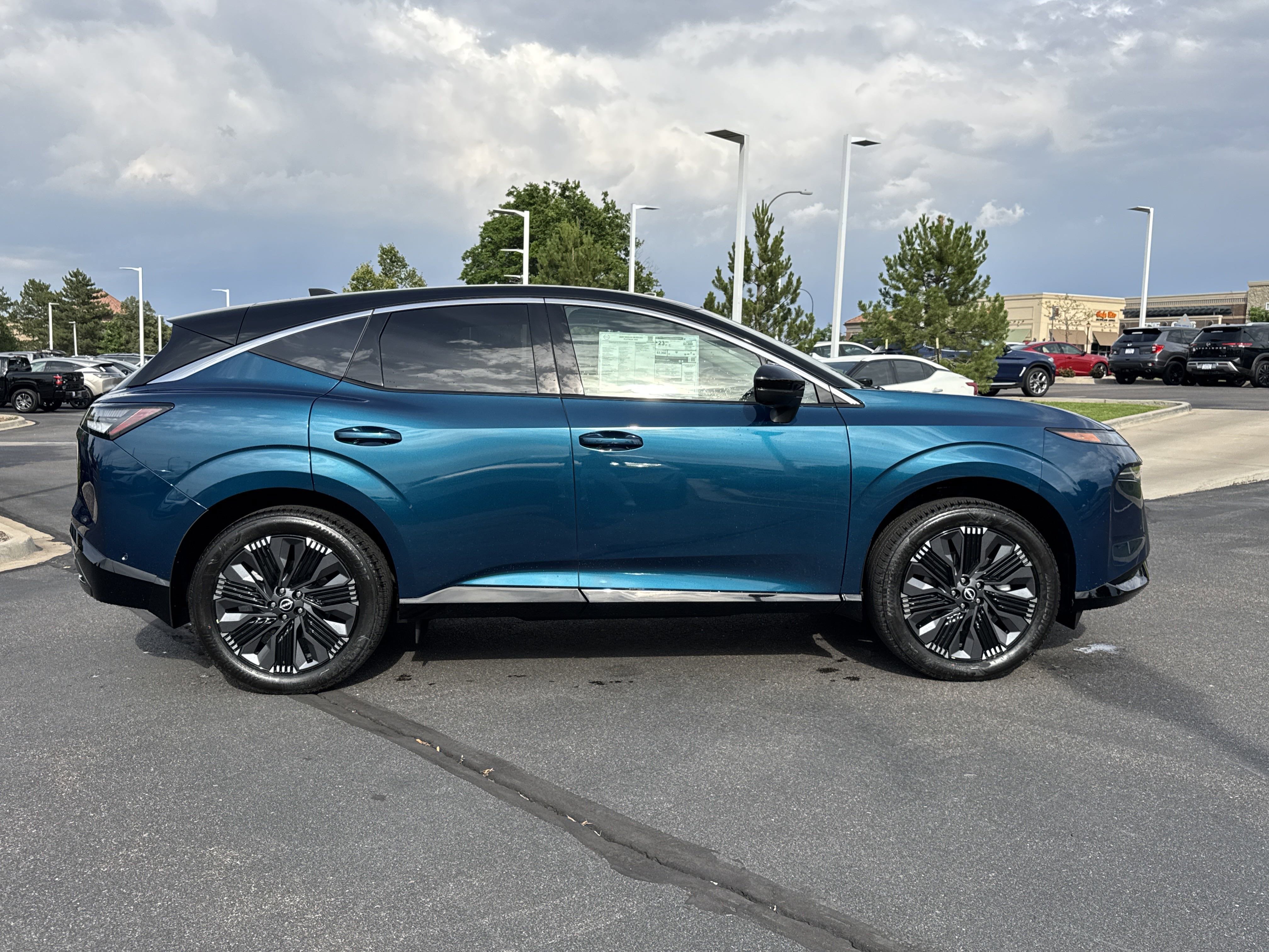 New 2026 Nissan Murano Platinum w/ Cargo Package AWD/4WD image 2