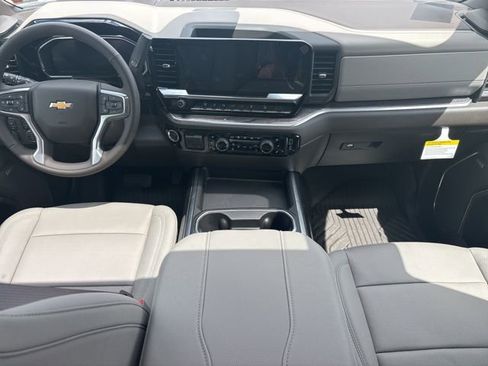 New 2026 Chevrolet Silverado 2500 LTZ w/ LTZ Premium Package AWD/4WD image 27