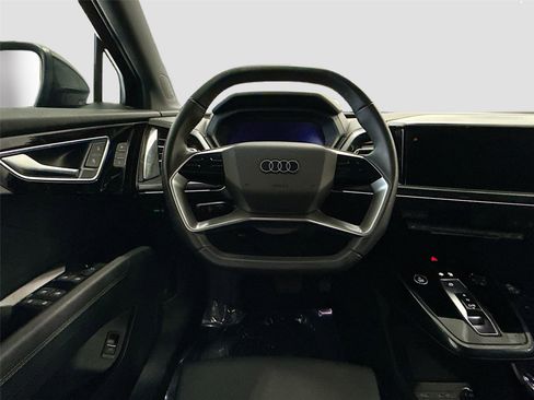 Certified 2023 Audi Q4 e-tron Prestige w/ Black Optic Package image 11