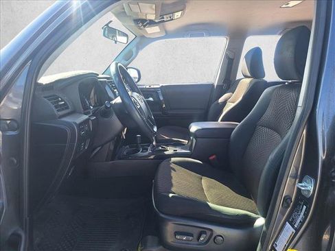 Used 2019 Toyota 4Runner TRD Off-Road AWD/4WD image 10