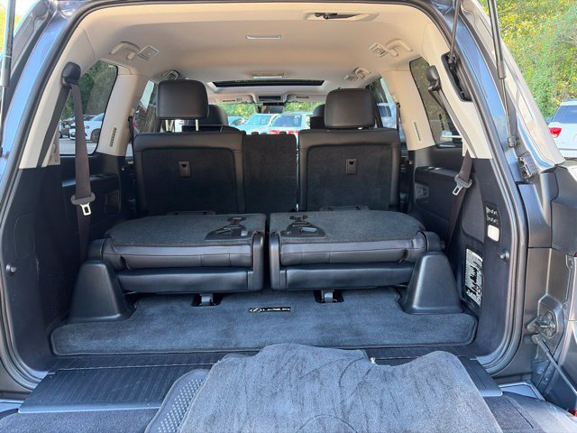 Used 2017 Lexus LX 570 4WD w/ Luxury Package image 15