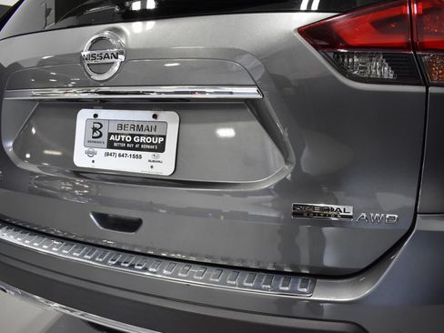 Used 2019 Nissan Rogue S w/ Special Edition Package AWD/4WD image 12