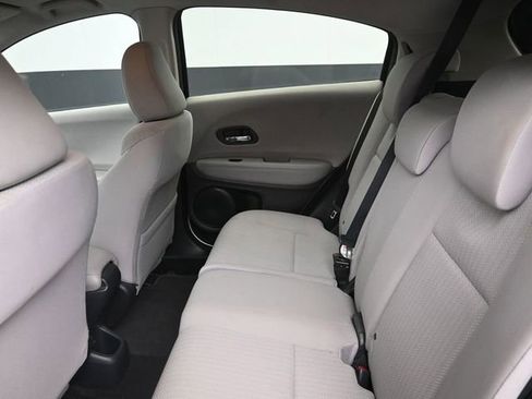 Used 2017 Honda HR-V LX image 18