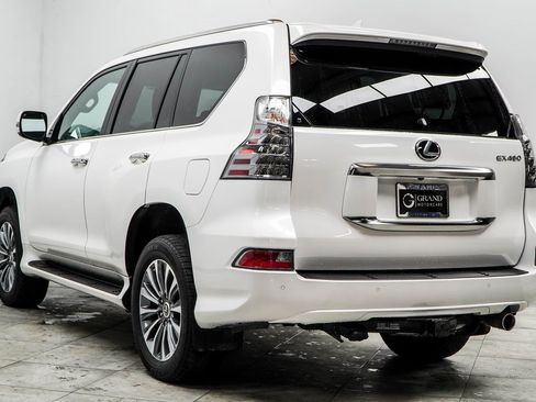 Used 2023 Lexus GX 460 Luxury image 11