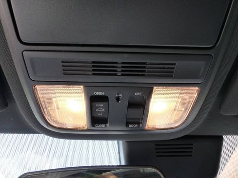 Used 2021 Honda Accord Sport image 36