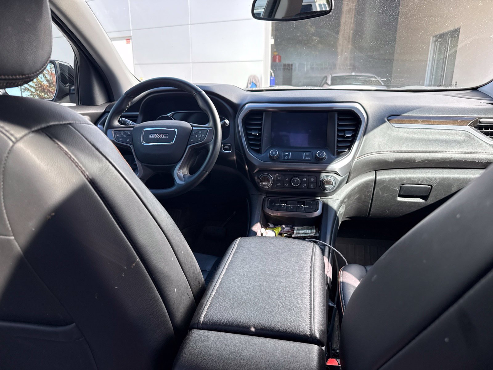 Used 2023 GMC Acadia AT4 w/ Technology Package AWD/4WD image 9