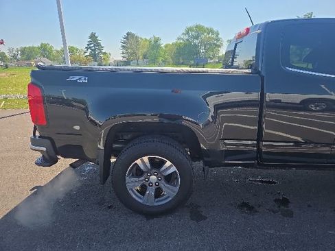 Used 2015 Chevrolet Colorado LT w/ Luxury Package AWD/4WD image 7