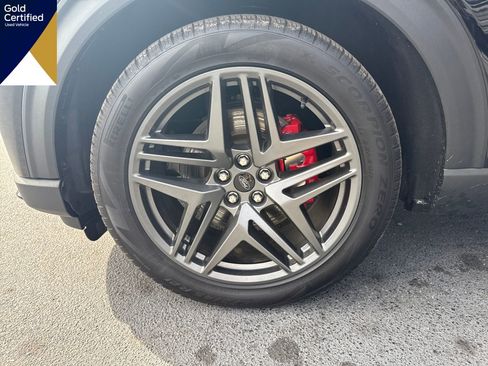 Used 2025 Ford Explorer ST image 32