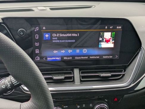 New 2026 Chevrolet Trax RS w/ Sunroof Package image 18