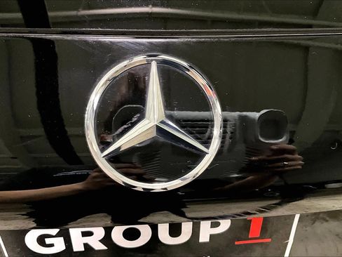 Used 2018 Mercedes-Benz GLC 300 4MATIC image 29