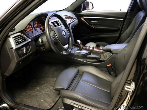 Used 2018 BMW 330i xDrive Sedan image 11
