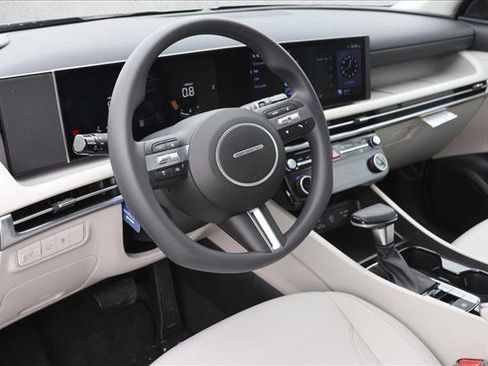 New 2026 Hyundai Tucson SEL image 10