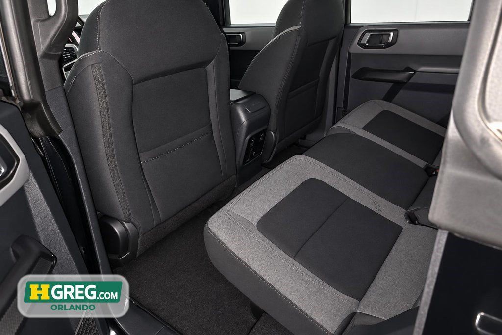 Used 2022 Ford Bronco 4-Door AWD/4WD image 12