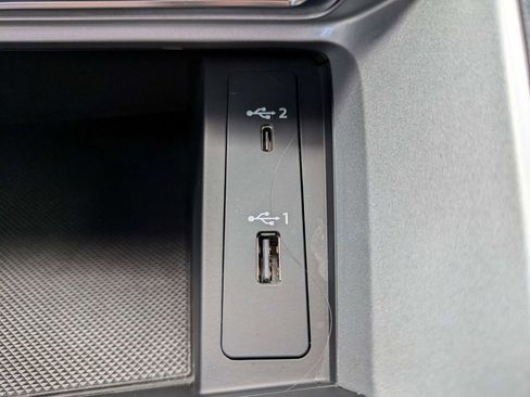 Used 2021 Audi Q3 2.0T Premium w/ Convenience Package image 24