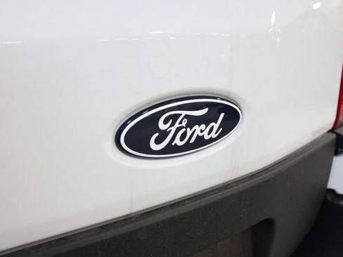 New 2026 Ford Transit 250 148 Medium Roof w/ Load Area Protection Package RWD image 39