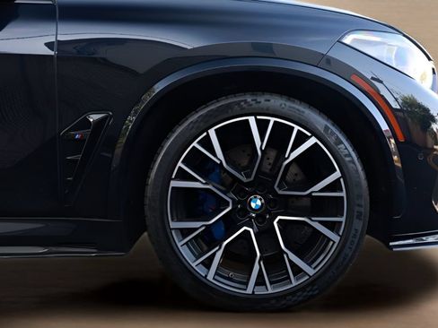 Used 2020 BMW X5 M Competition w/ Executive Package AWD/4WD image 15