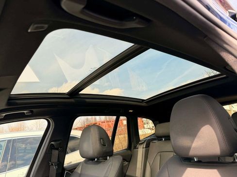 Used 2019 BMW X3 xDrive30i w/ Driving Assistance Package image 9