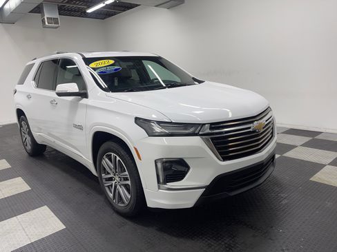 Used 2022 Chevrolet Traverse High Country image 6