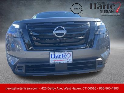 New 2025 Nissan Pathfinder SV