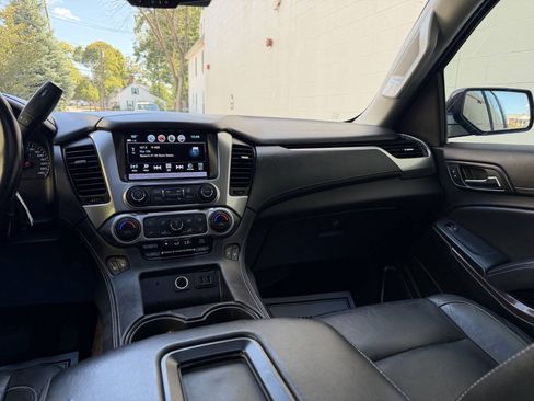 Used 2019 Chevrolet Tahoe LT AWD/4WD image 28