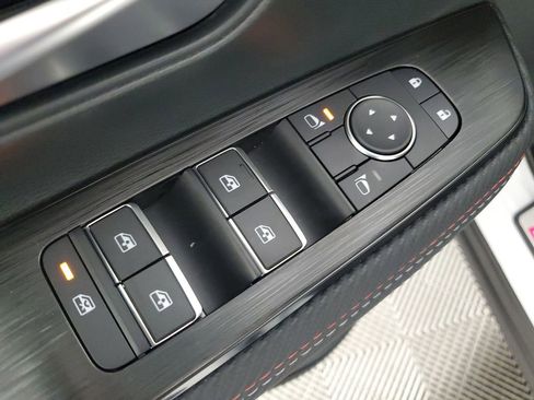 New 2026 Nissan Kicks SR w/ Illumination Package image 28