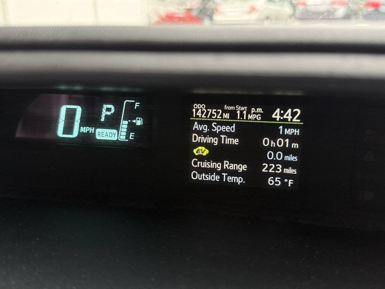 Used 2014 Toyota Prius C Two FWD image 28