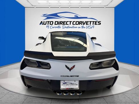 Used 2018 Chevrolet Corvette Z06 w/ Carbon 65 Edition RWD image 12