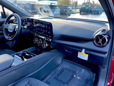 New 2026 Chevrolet Blazer EV RS AWD/4WD image 22