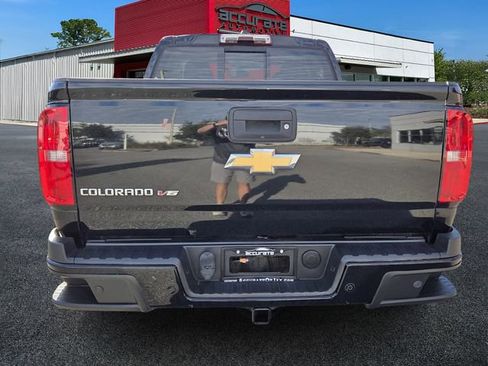 Used 2019 Chevrolet Colorado Z71 image 4