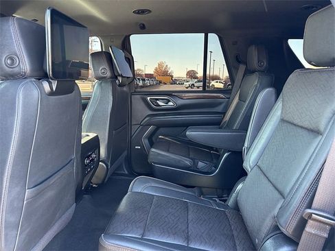 Certified 2024 Chevrolet Tahoe High Country w/ Advanced Technology Package image 12