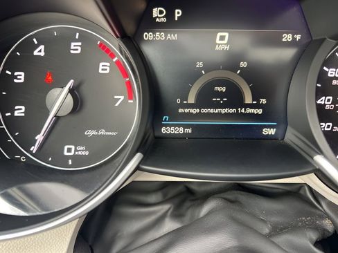 Used 2020 Alfa Romeo Giulia Base w/ Nero Edizione image 25