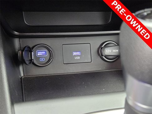 Used 2022 Hyundai Kona SE image 30