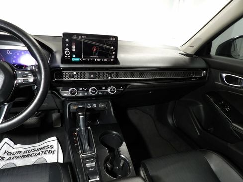 Used 2022 Honda Civic Touring image 13