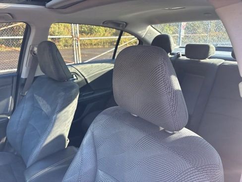 Used 2017 Honda Accord EX image 22