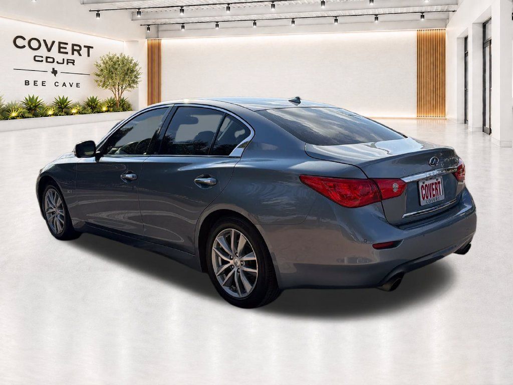 Used 2016 INFINITI Q50 3.0t Premium w/ Driver Assistance Package RWD image 7