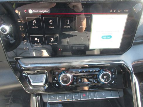 New 2026 GMC Sierra 1500 AT4 w/ AT4 Premium Package AWD/4WD image 21