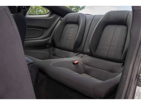 Used 2019 Ford Mustang Coupe RWD image 12