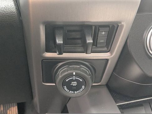 Used 2021 Ford F350 Platinum image 25