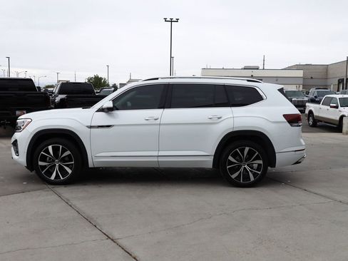 Used 2025 Volkswagen Atlas SEL Premium R-Line AWD/4WD image 3