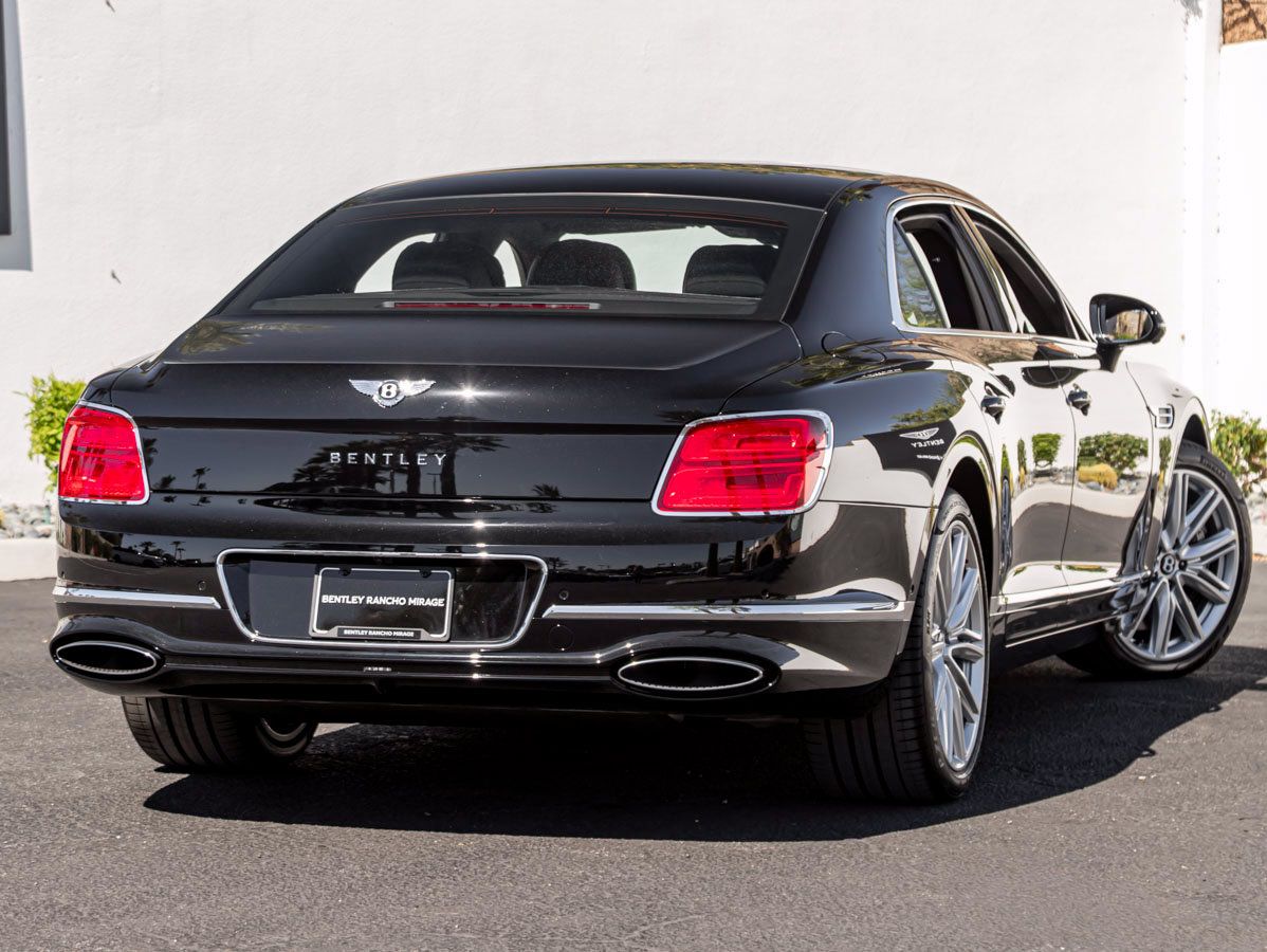 Used 2026 Bentley Flying Spur V8 AWD/4WD image 6