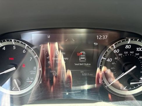 Used 2021 Toyota Highlander XLE FWD image 10