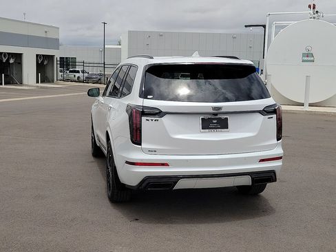 Certified 2023 Cadillac XT6 Sport w/ LPO, Onyx Lite Package AWD/4WD image 3