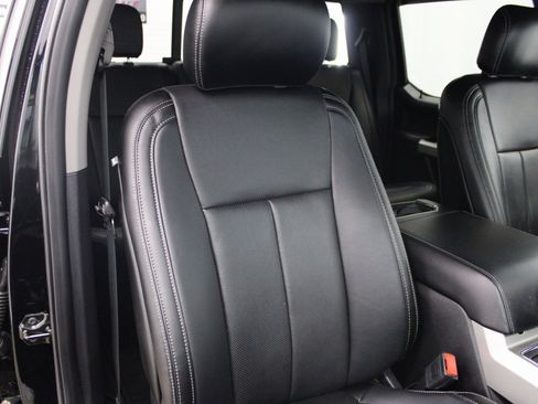 Used 2018 Ford F150 Lariat image 33