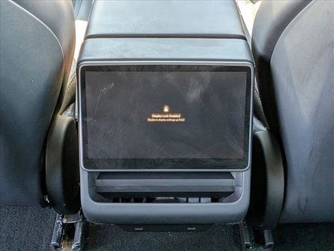 Used 2025 Tesla Model 3 Long Range image 17