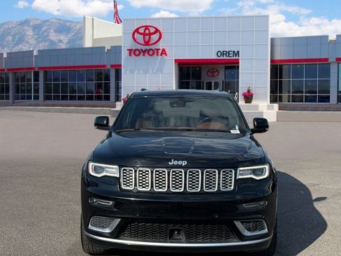 Used 2017 Jeep Grand Cherokee Summit w/ Platinum Series Group RWD image 2